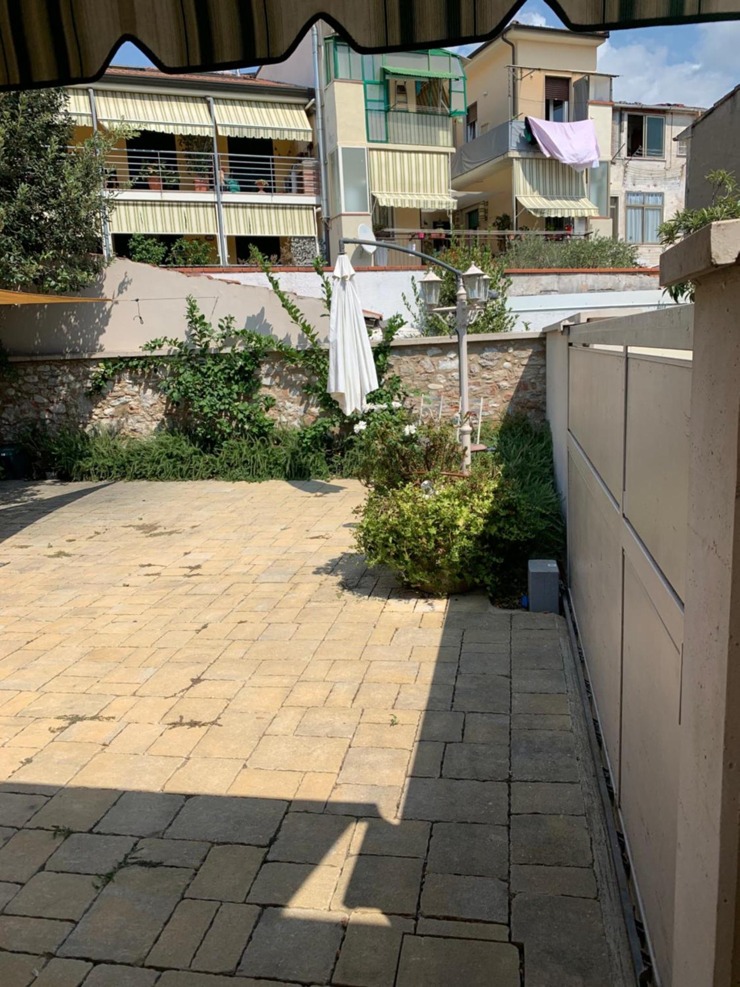 Elegante Villetta Viareggio Luaran gambar